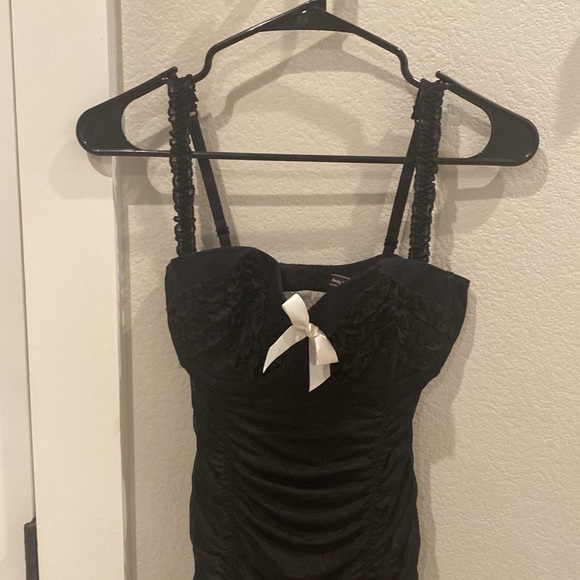 EUC Victoria’s Secret Sexy Little Things Size 34D Ruched Lingerie Garders black - Picture 10 of 12